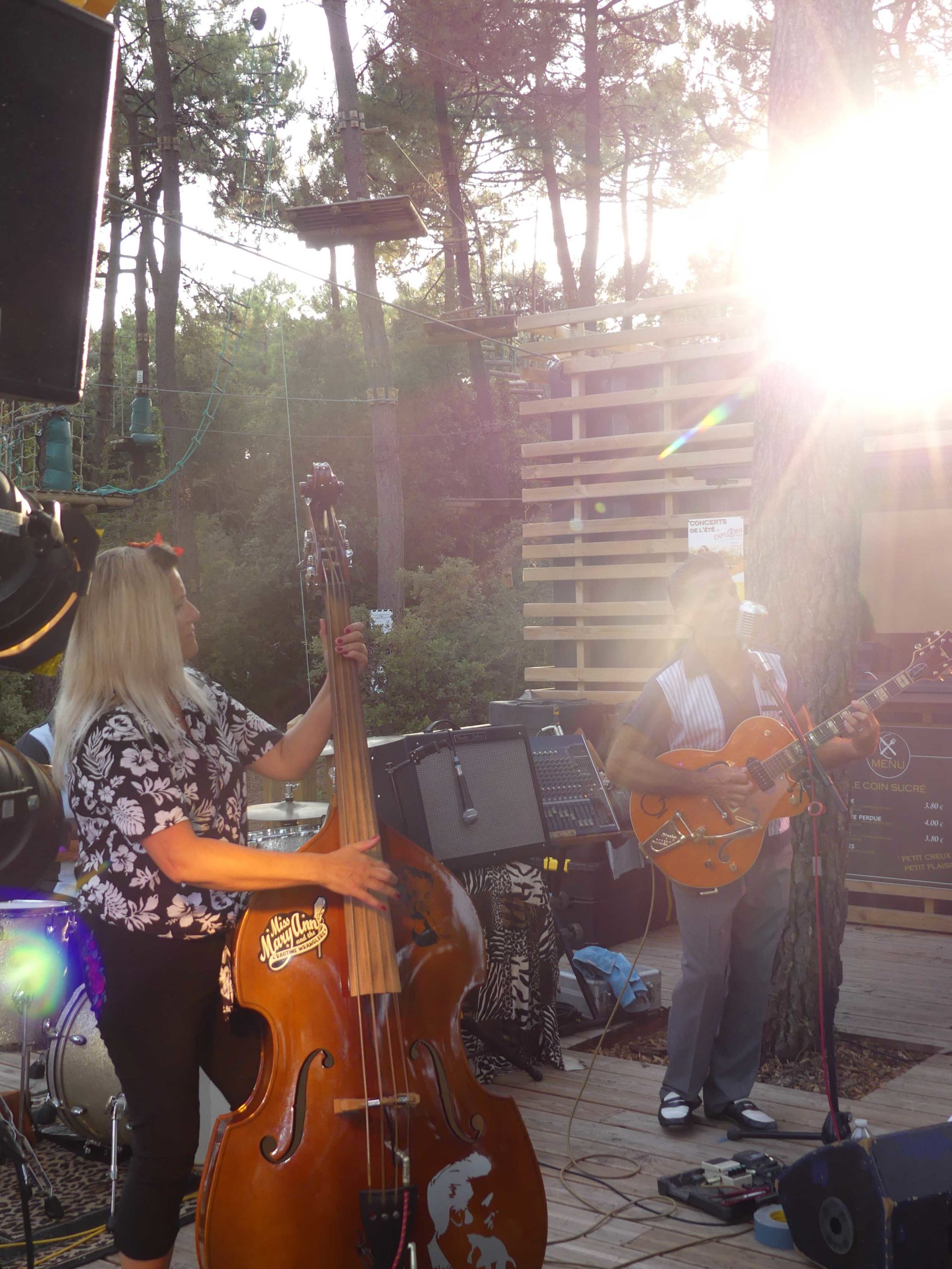 Explora-parc-Sous-les-Branches-Concerts-DuckyJimTrio